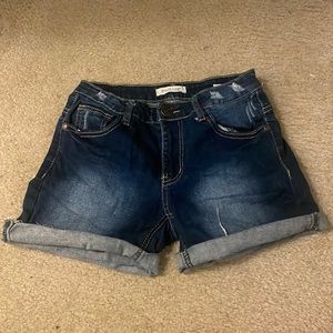 Blue jean machine shorts/ size sm-26